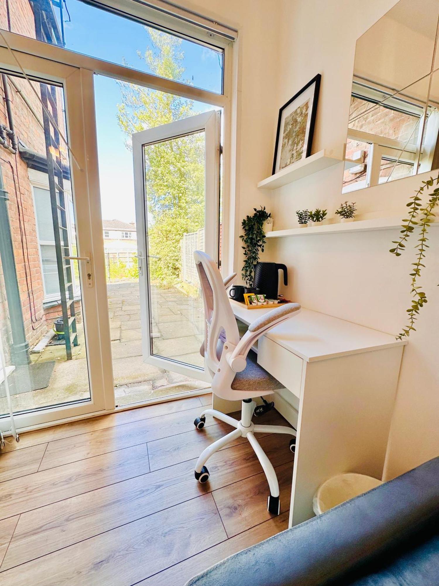R2 - Elegant Private Room Opposite Queen Elizabeth Hospital - Harborne Birmingham Zewnętrze zdjęcie